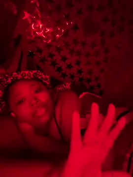 Chocolatebunnyxx96's cam snapshot