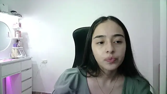 aineangeel live sex cam