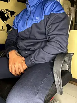 loveboyrp's cam snapshot