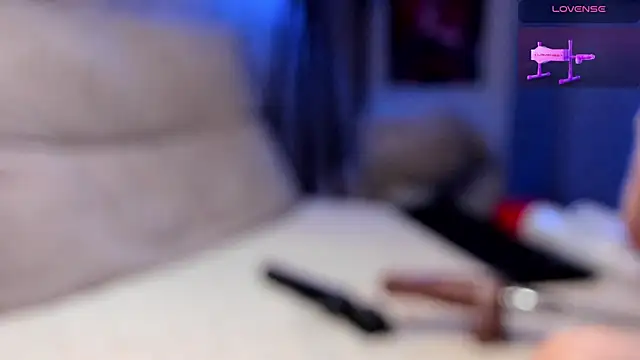 yourbabykitty's cam snapshot