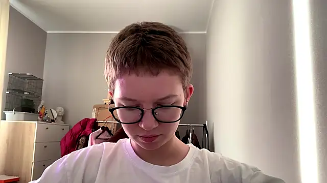 makeyousense's cam snapshot