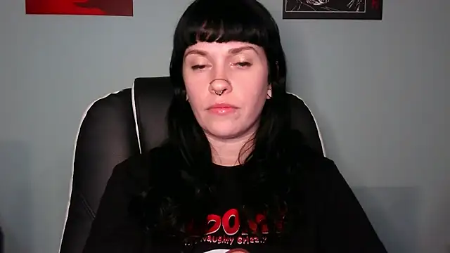 Marcelinegoddess live sex cam