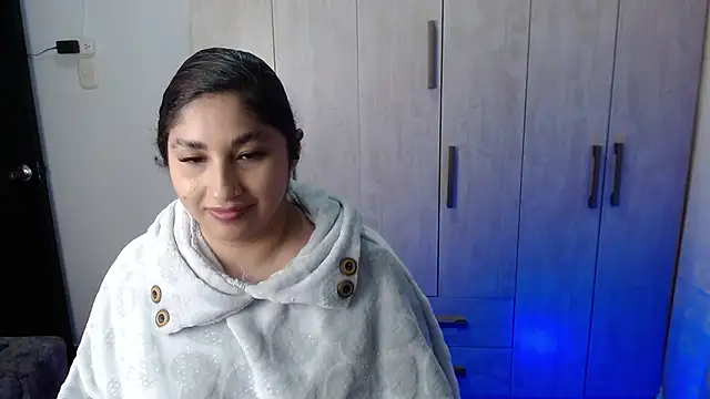 Gia_Dior's cam snapshot