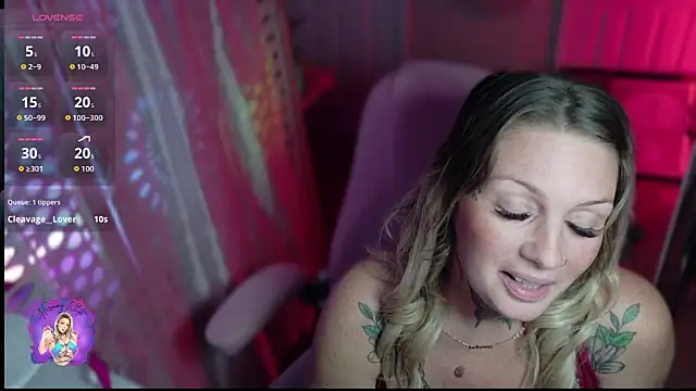 HarmonyWhite's cam snapshot