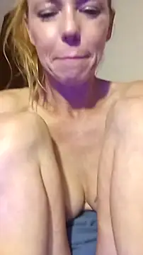 cammyquart live sex cam