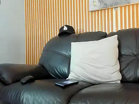 ian_diamond live sex cam