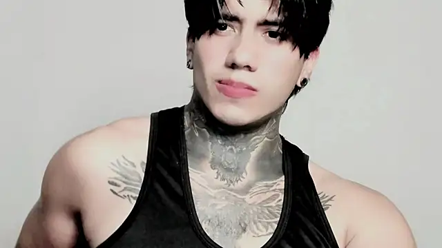 Alex_bdsmz live sex cam