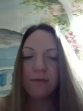 KattyLuuu's cam snapshot