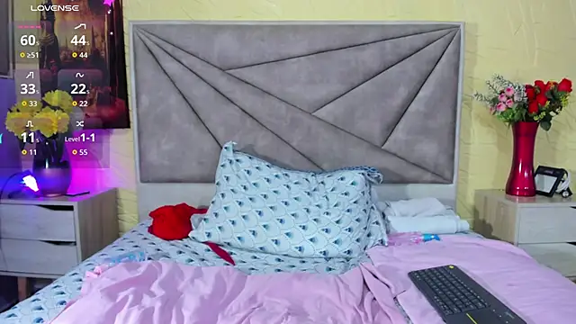 Esmeralda_oikos live sex cam