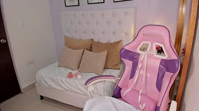 kitty_kayo's cam snapshot