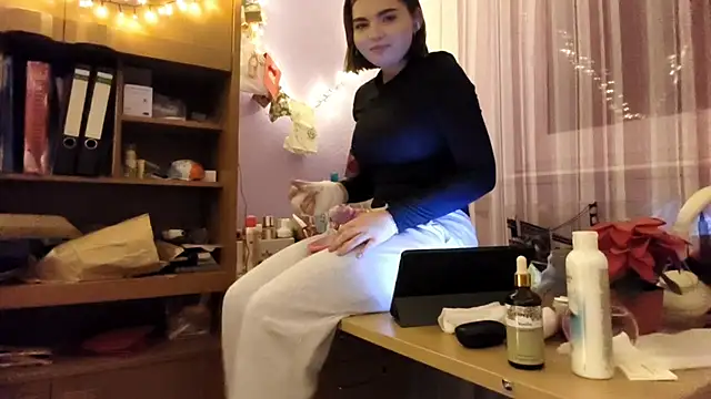 Mona_Slearys live sex cam