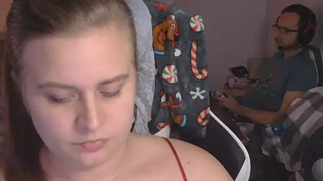 Sexyblonde12344 live sex cam