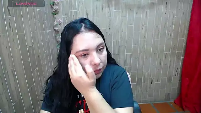 solyeria live sex cam