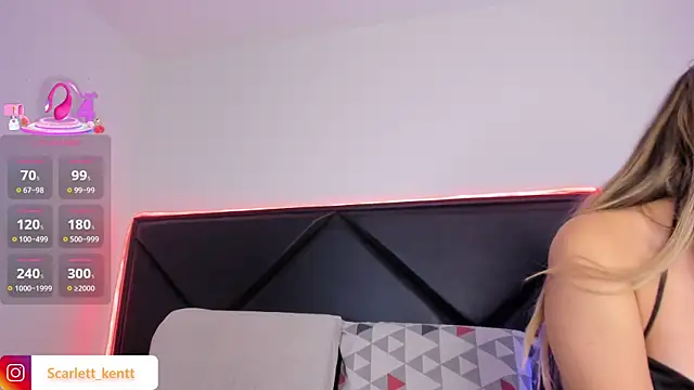 ScarlettAndClark live sex cam