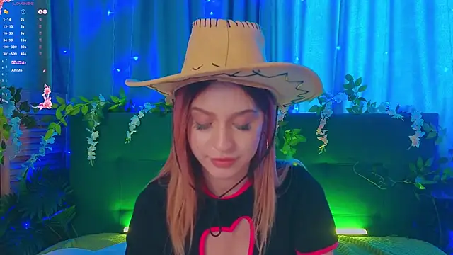 AlinaWalters live sex cam