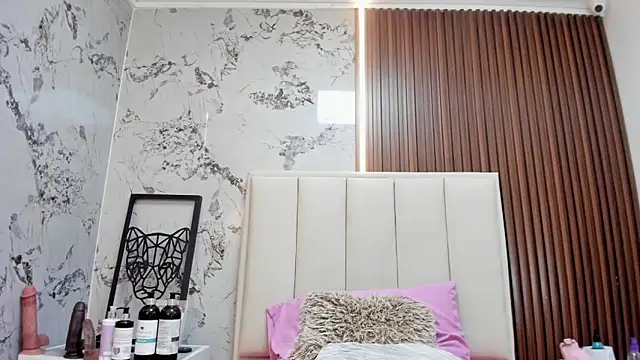 MADISON_ROWAN1's cam snapshot