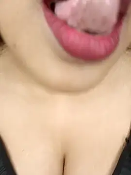 sex-withcouple's cam snapshot