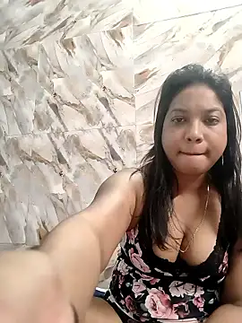 hornyzinia123's cam snapshot