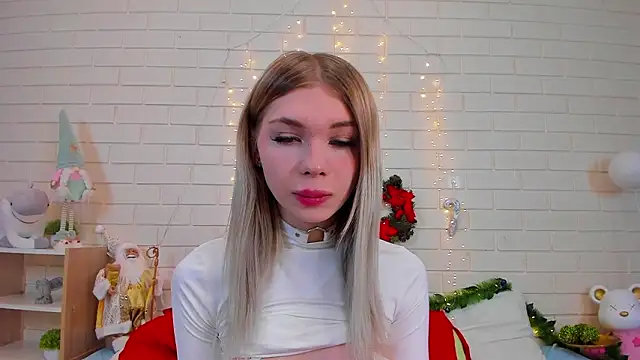 Blondy_Fina live sex cam