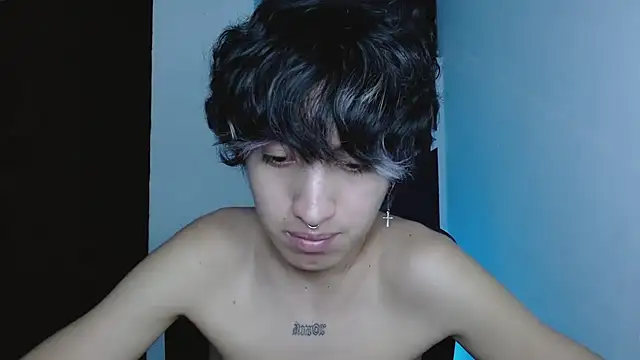 littlextreme live sex cam