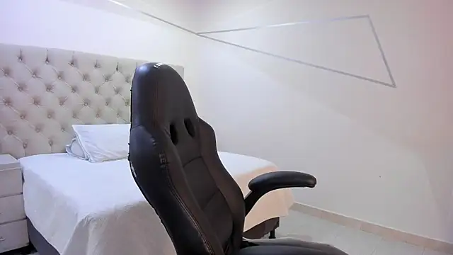 JhoanLeandro live sex cam