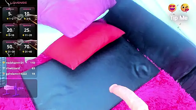 luna78hard live sex cam