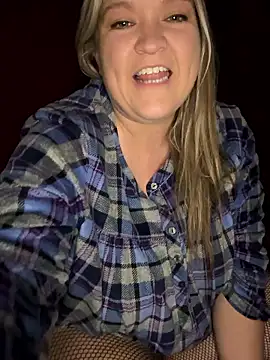 BustyGoddess6969 live sex cam