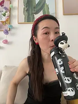 you-005's cam snapshot