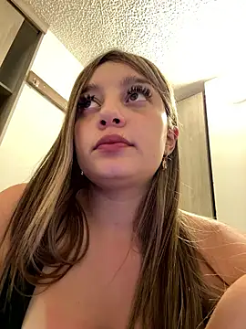 __Lorelain__ live sex cam