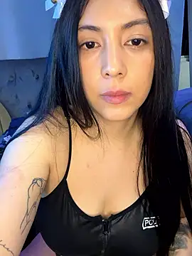 mia_gonzalez69's cam snapshot