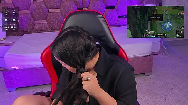 LilyPetite_'s cam snapshot