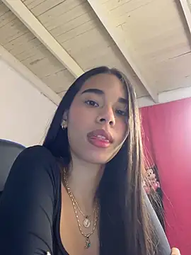 Milleradhara24 live sex cam