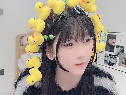 lnua-lnua's cam snapshot