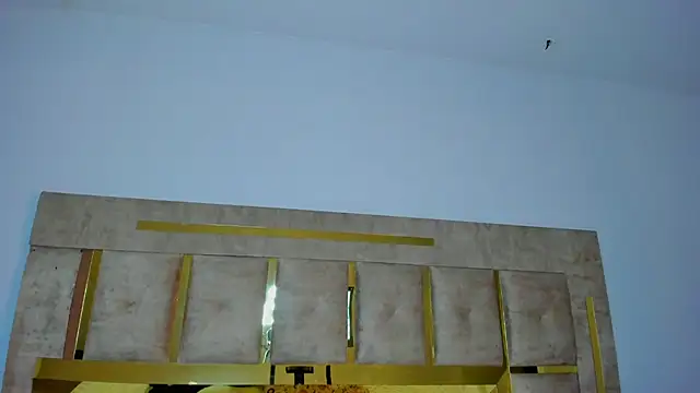 Kitty_ravee live sex cam