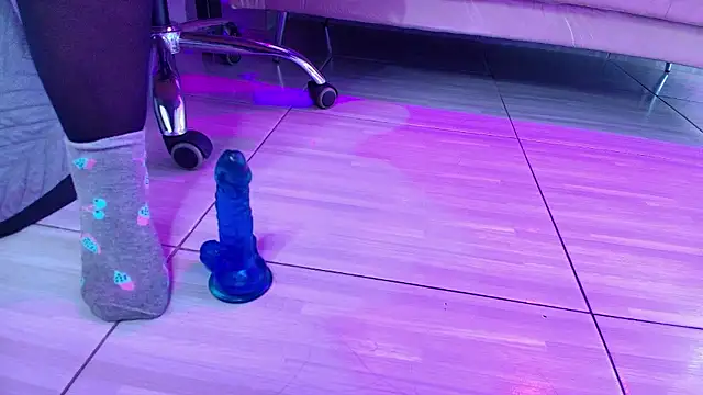 Amber__rouge's cam snapshot