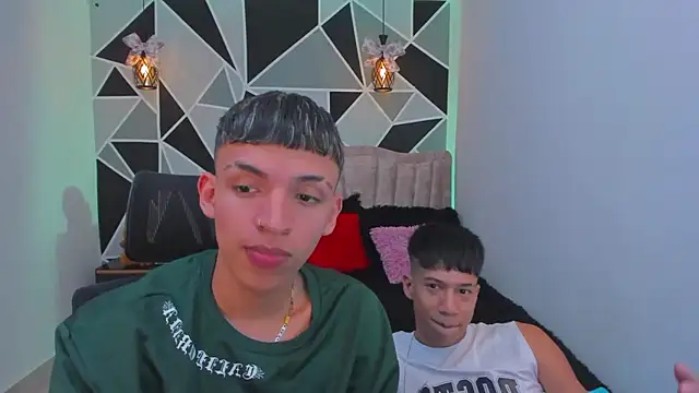 Juan_Nd_Steven live sex cam