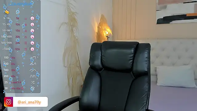 LOISE-XX live sex cam