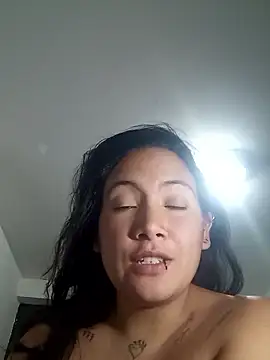 phoop_lilaa's cam snapshot