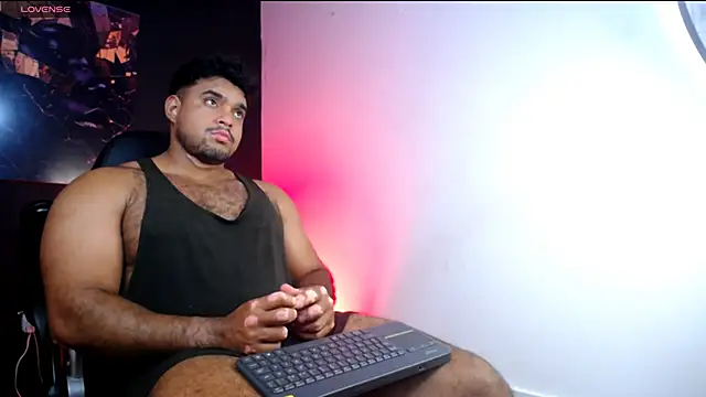 Big_furry_bear13 live sex cam