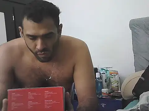 AlphaLatinoBear's cam snapshot