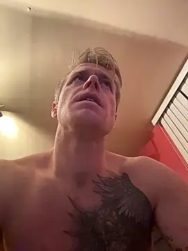 DILFiGuess1's cam snapshot