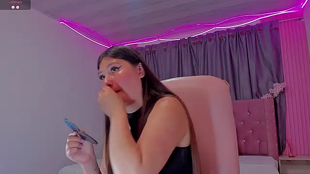 AngieG02_'s cam snapshot