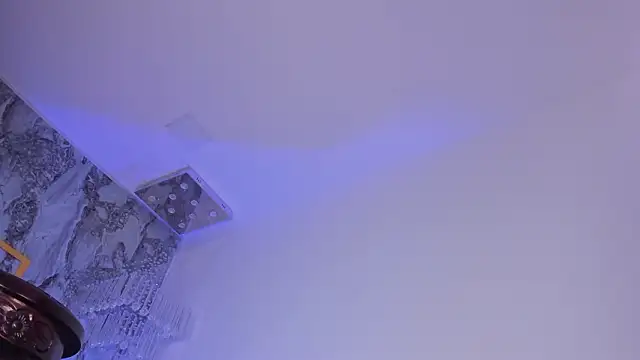 Sophi_Johnson live sex cam