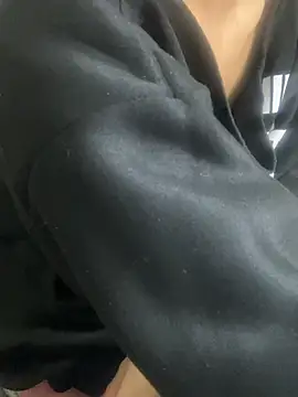 Mina048 live sex cam