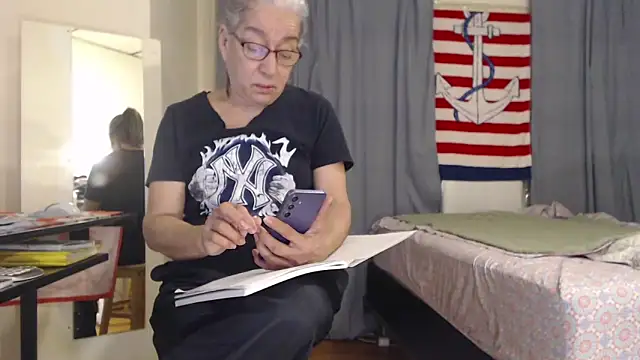 ANALTRAINING2 live sex cam