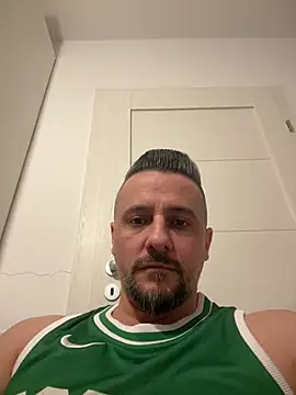 InsaneMattt's cam snapshot