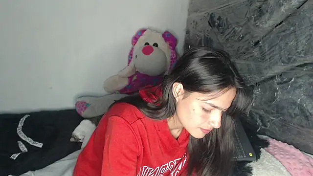 skinny_sweet2411's cam snapshot