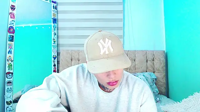 _justinmoon2 live sex cam