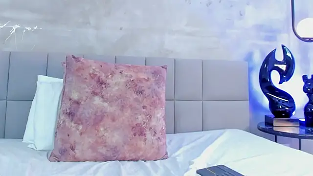 Lunapixie01's cam snapshot