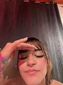 ivy-777's cam snapshot